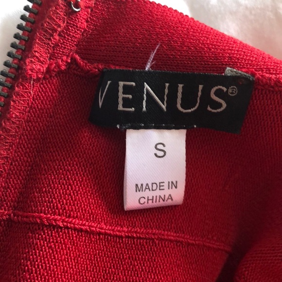 Dress - Picture 4 of 7